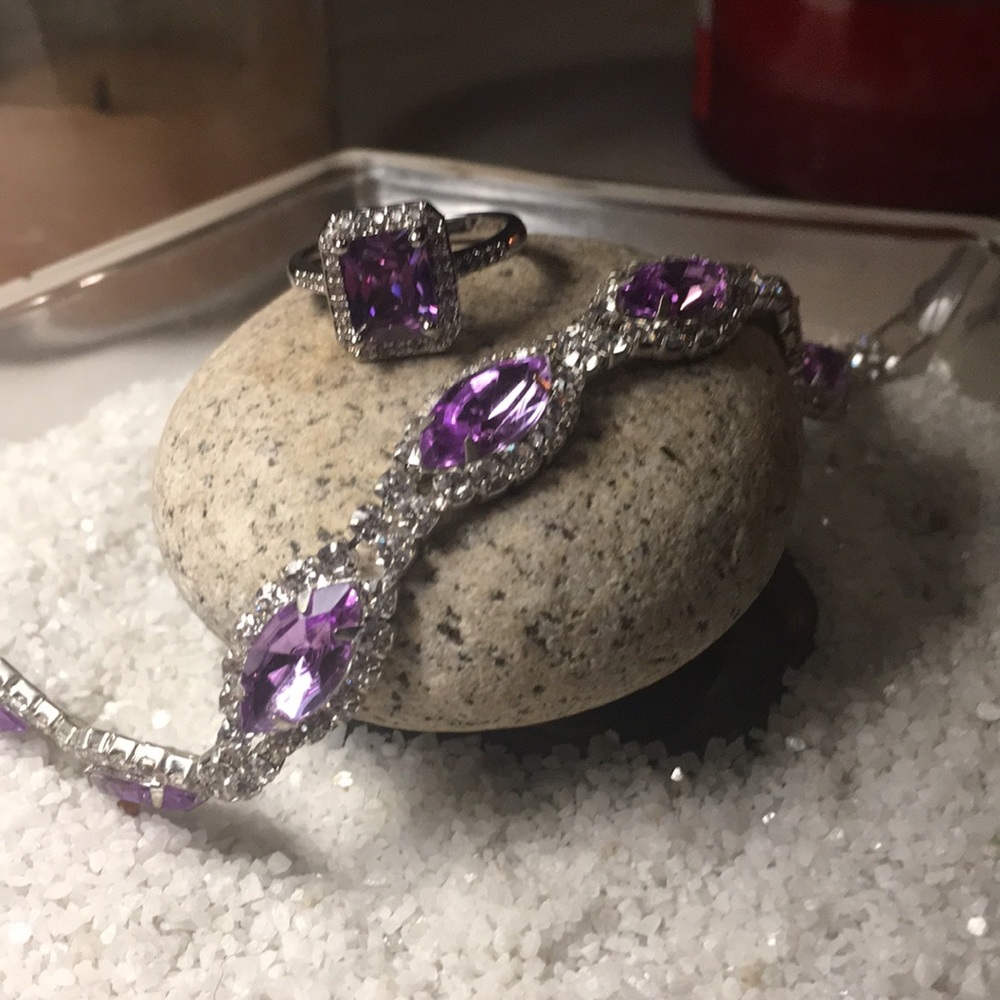 Purple sapphire and purple bracelet